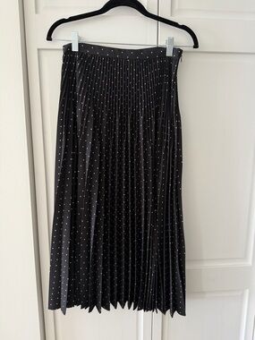 Like new Club Monaco Pleated Polka Dot Midi Skirt Size 2 Black